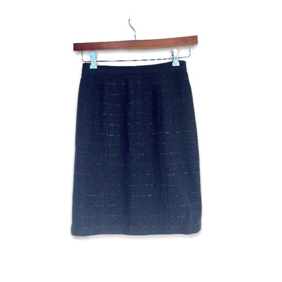 CHANEL BOUTIQUE | Vintage Glitter Stripe Skirt (38/8) - Picture 1 of 5